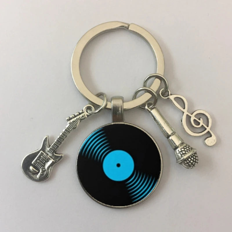 the GRAMMY KEYCHAIN - Creative Gramophone Music Keychain Ring Creative Charm Music Retro Vinyl Keychain Vinyl Record Picture Musician Accessories Gift