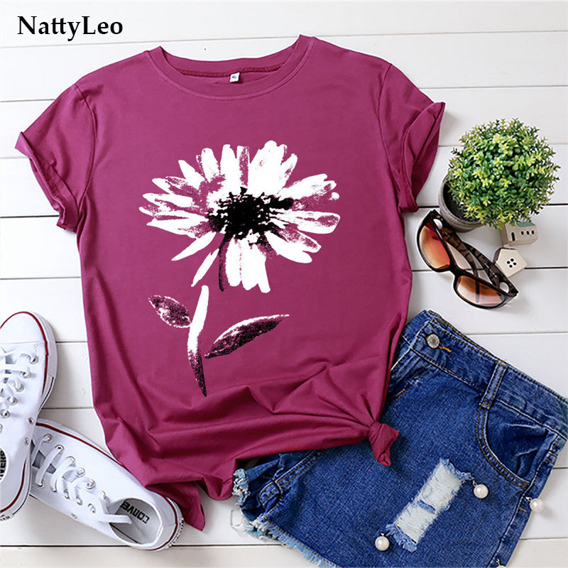 the DAISY - Floral Woman T-Shirts