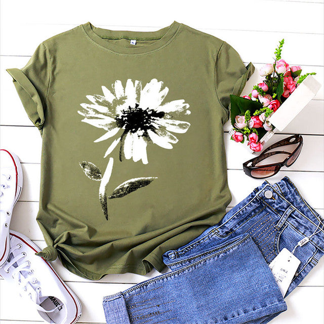 the DAISY - Floral Woman T-Shirts