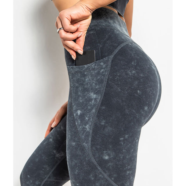 the SCRUNCH BUTT - High Waist Gym Legging