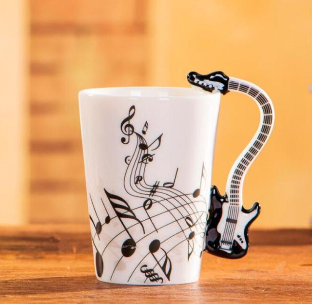 the MUSICIAN - 240ml/400ml Music Creative Guitar Violin Style Ceramic Mug